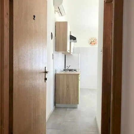 Brezovic Skrapavac - 40m From The