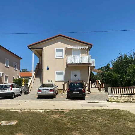 Brezovic Skrapavac - 40m From The