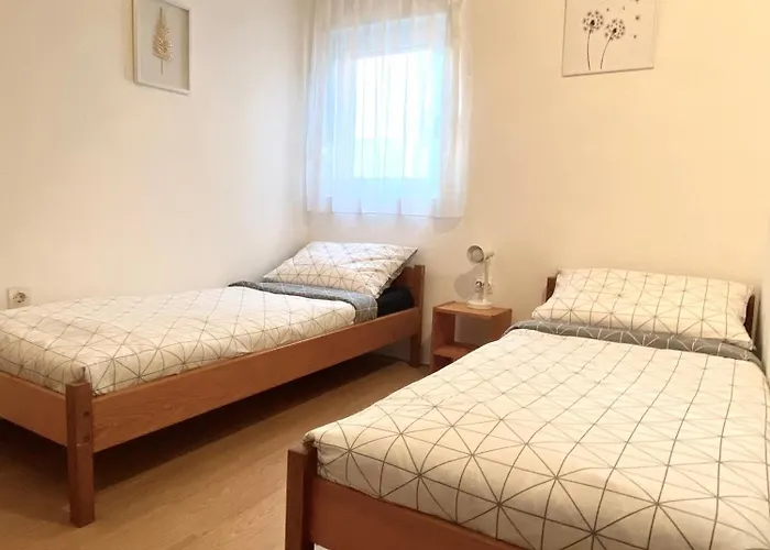 Brezovic Skrapavac - 40m From The Privlaka