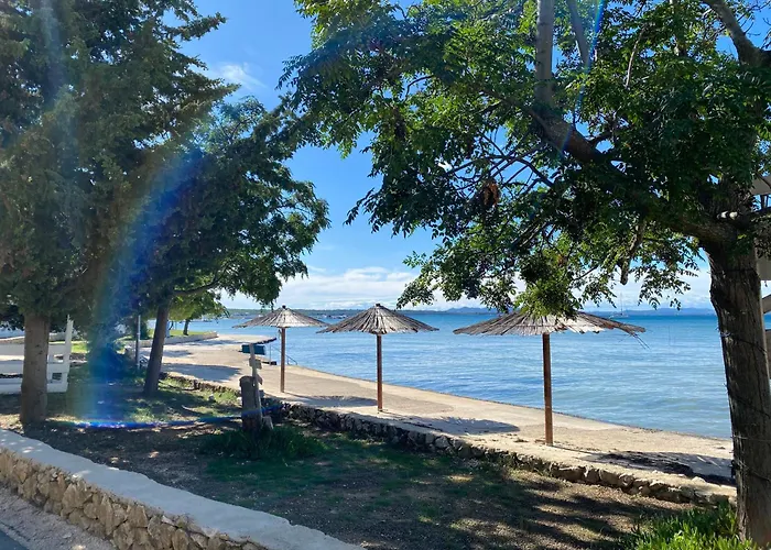 Brezovic Skrapavac - 40m From The Apartman