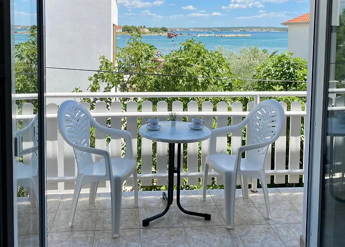 Brezovic Skrapavac - 40m From The 公寓 普利拉卡