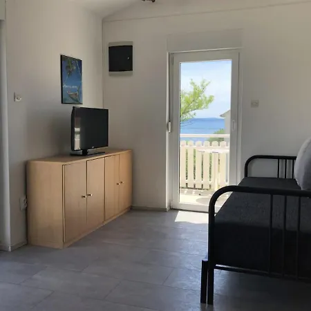 Apartment Brezovic Skrapavac - 40m From The *
