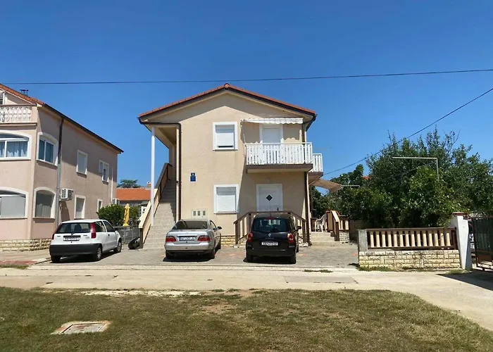 Brezovic Skrapavac - 40m From The