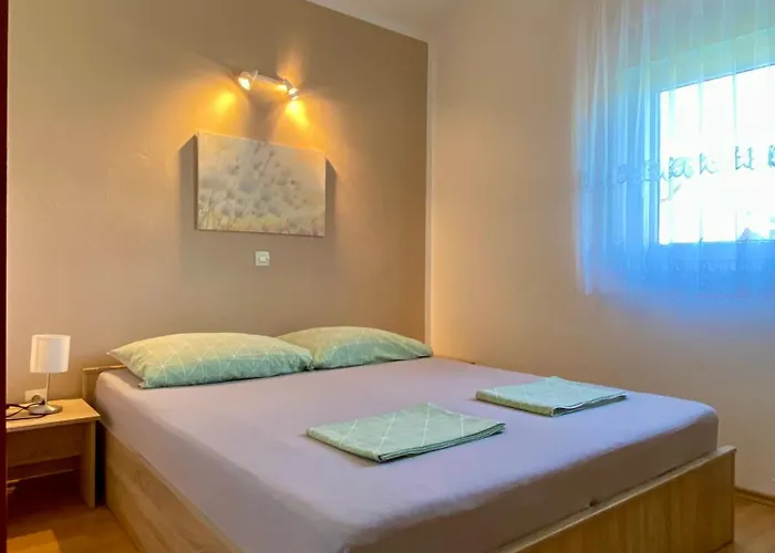 Brezovic Skrapavac - 40m From The * Privlaka (Zadar)